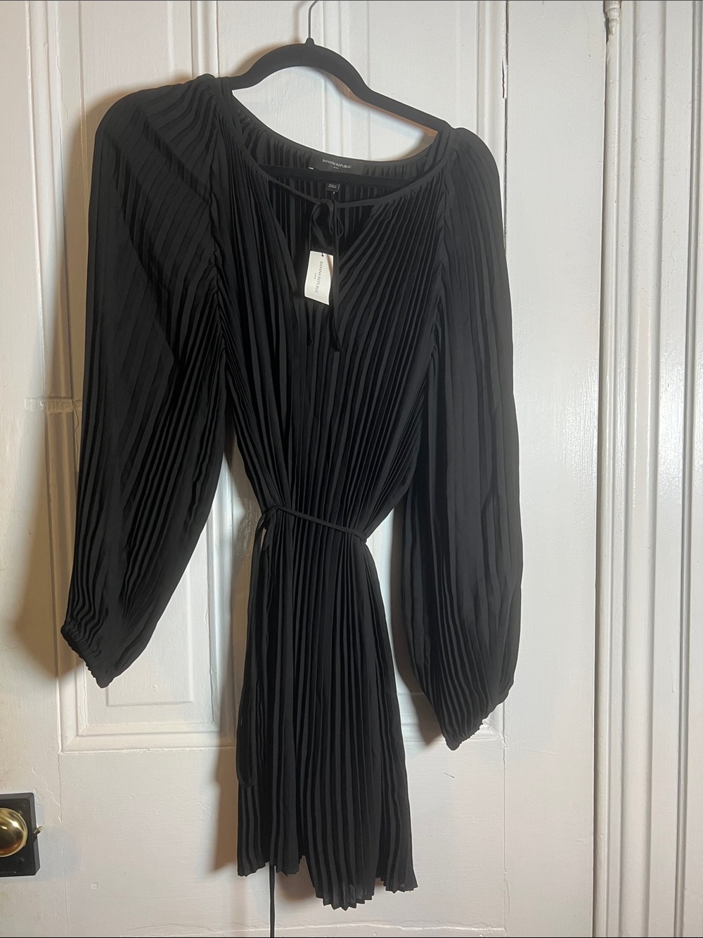 Banana Republic Black Pleated Long-Sleeve Dress with Tie Waist